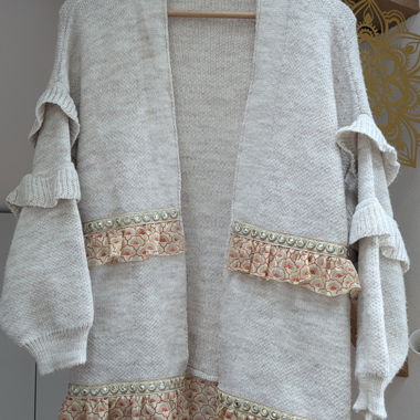 Strickjacke im Boho Style 