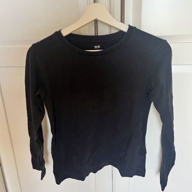 Uniqlo Langarmoberteil Schwarz