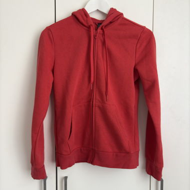 Veste à capuche rouge Adidas