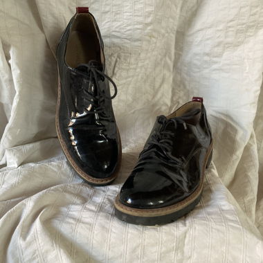 Lackschuhe