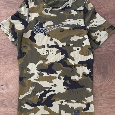T-shirt Nike Pro camouflage