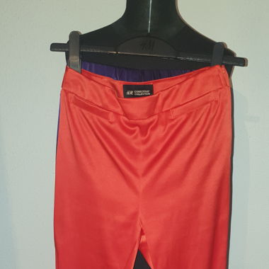 Verschiedene Modelle Hosen