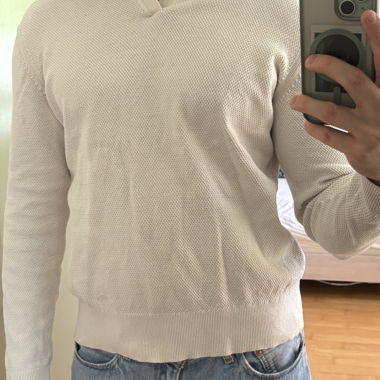 Maglione beige a collo polo
