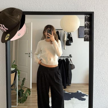 Brandy Melville hoodie