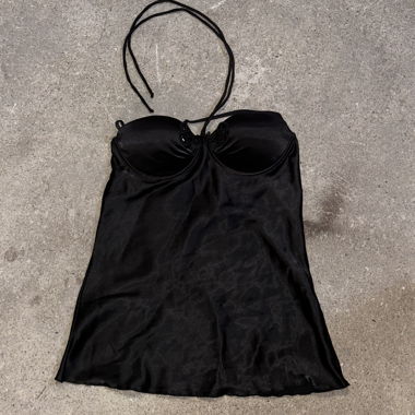 Y2K black top with cup