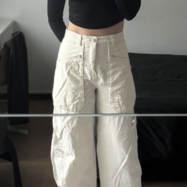 Pantaloni cargo Zara crema
