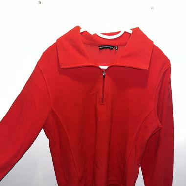 Roter pulli 
