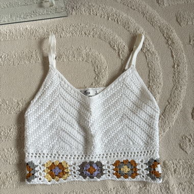 Hollister crop top all'uncinetto bianco S