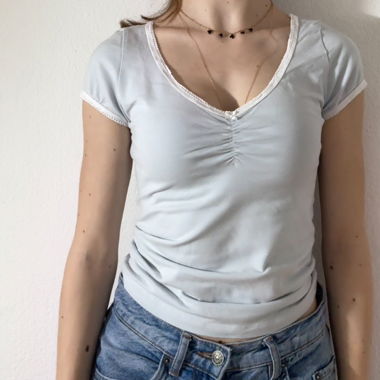 Brandy Melville Summer T-shirt