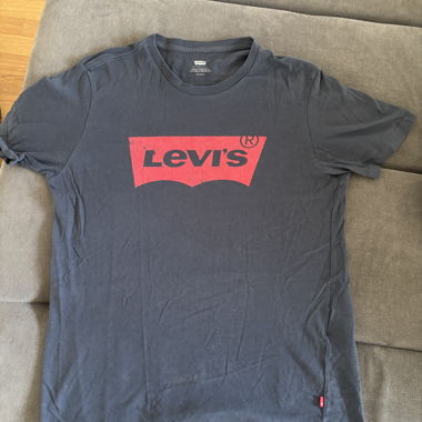 T-shirt Levis