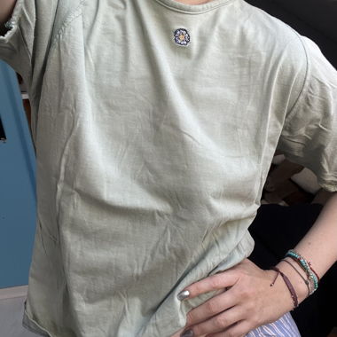 Grünes T-Shirt