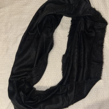 Black tube scarf