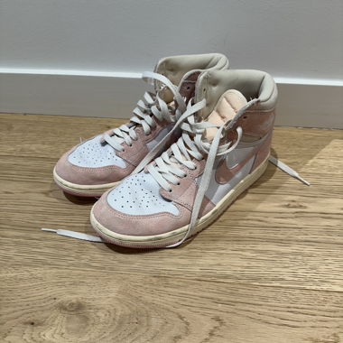 Jordan - Air Jordan 1 Pink