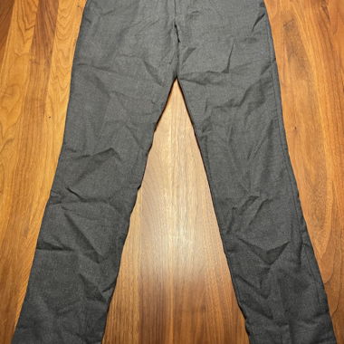 Graue Stoffhose