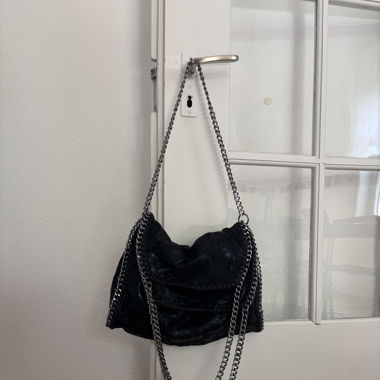 Handtasche mit Ketten