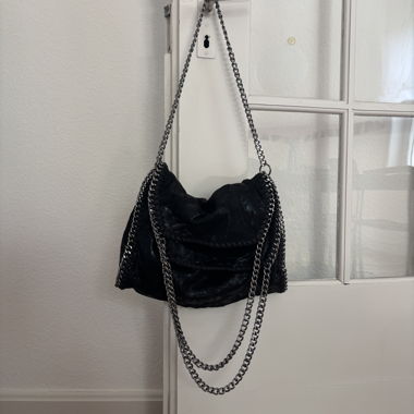 Handtasche mit Ketten