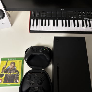Xbox Series X with Elite Controller