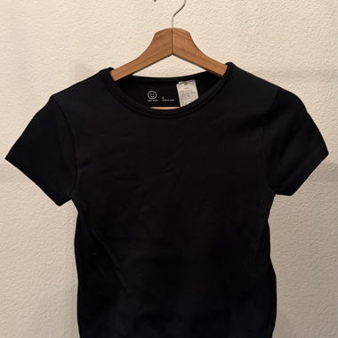 T-shirt noir Gilly Hicks