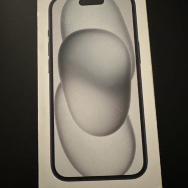 iPhone 15 Noir 128 Go incl. coque