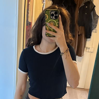 Navyblaues Shirt