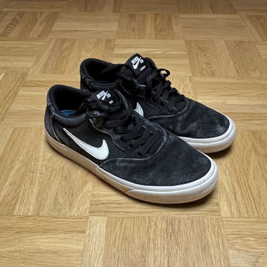 Nike SB Chrom