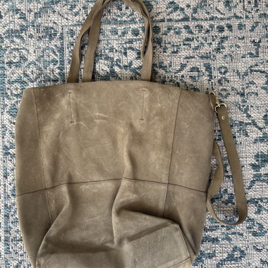La Garçonne Lucie Tasche in Olivegrün