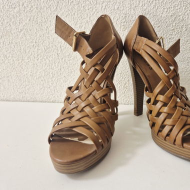 Guess High Heels