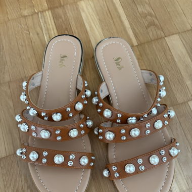 Sandales avec perles