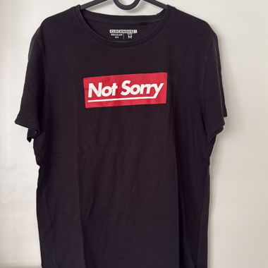 T-shirt noir "Not Sorry" CLOCKHOUSE M