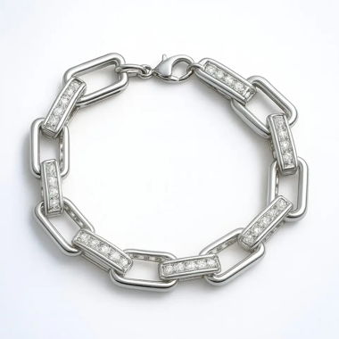 Bracciale a catena argentata con maglie rettangolari