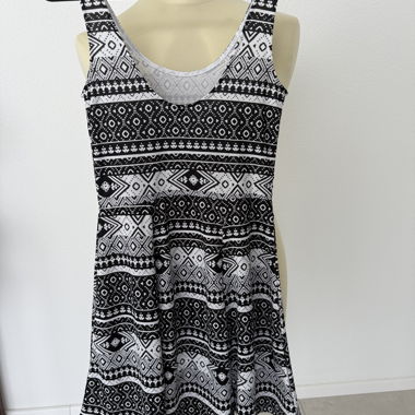 Kleid H&M 36 schwarz/ weiss