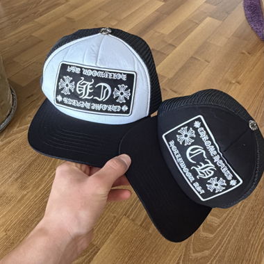 Set di cappellini Chrome Hearts – Nero e Bianco