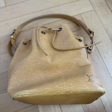 Secchiello Louis Vuitton in pelle Epi