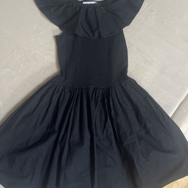 Black girls' dress with ruffles - size 146-152