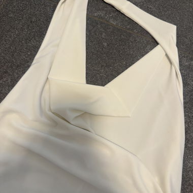Weisser Neckholder-Body 