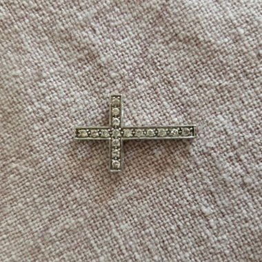 Strasskreuz-Anhaenger