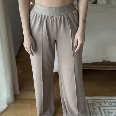 Pantaloni beige per relax