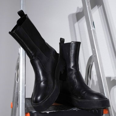 Black Chunky Chelsea Boots