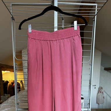 Hose mit Taschen