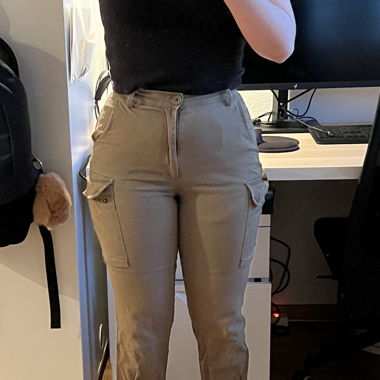 Olivgrüne Cargo Pants/Cargohosen