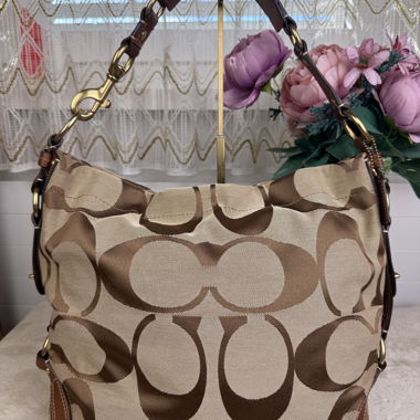 100% Original Coach Carly Big Size Shoulder Bag