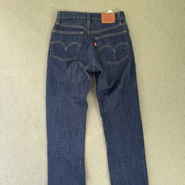 Levis straight leg jeans