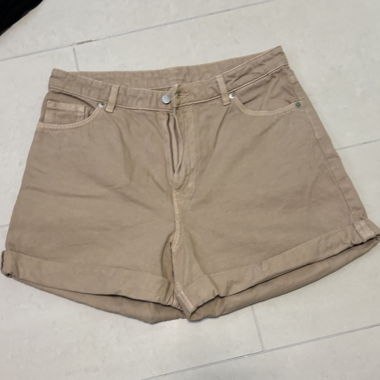 Braune Shorts
