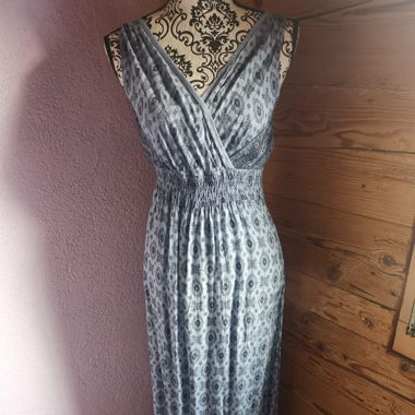 Blau gemustertes Sommerkleid Strandkleid
