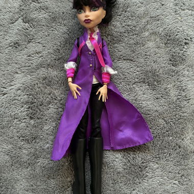 Monster High insegnante con il suo cavallo