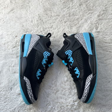 Air Jordan 4 Retro noir/bleu