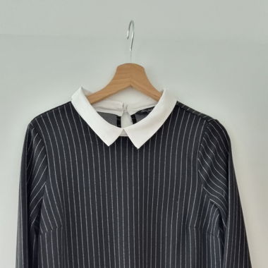 Kleid schwarz mit weissem Kragen