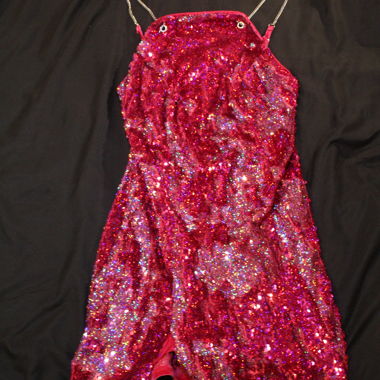 Mini-robe rose à sequins