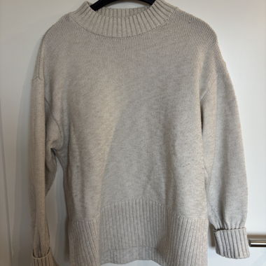 Maglione beige in maglia