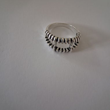 Anello « Denti di vampiro »